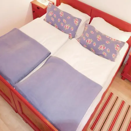 Three-bedroom In St. Georgen Am Langsee