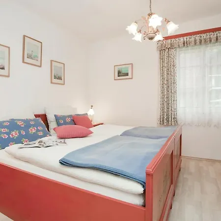 Three-bedroom In St. Georgen Am Langsee