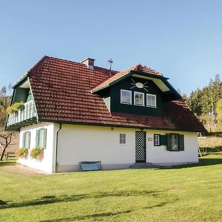 Three-bedroom In St. Georgen Am Langsee *